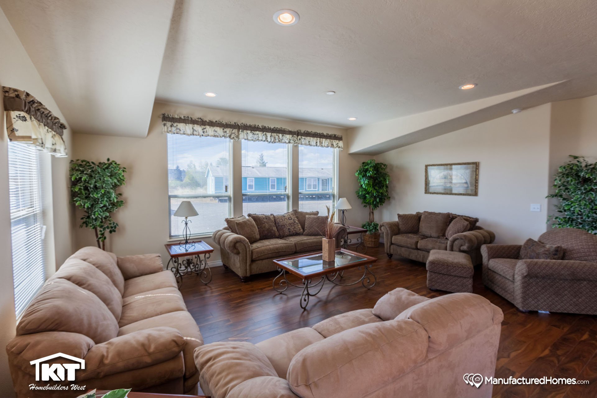 The Housing Mart Inc in Chehalis, WA Manufactured Home Dealer